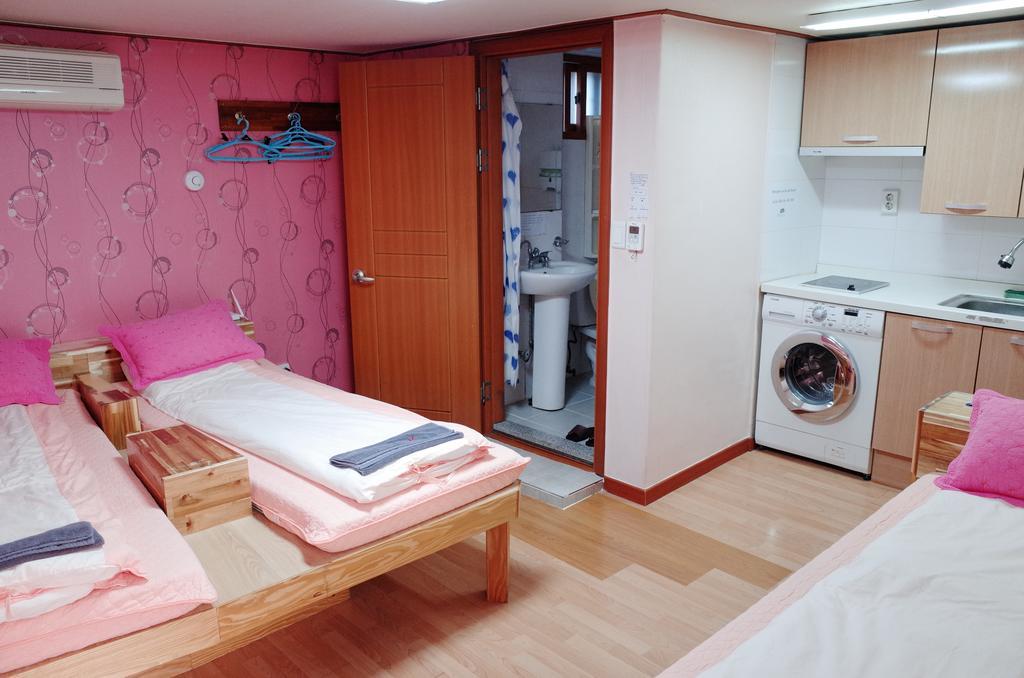 Bong Backpackers Hostel Seoel Buitenkant foto