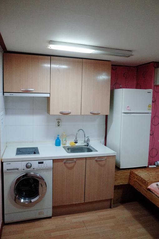 Bong Backpackers Hostel Seoel Buitenkant foto